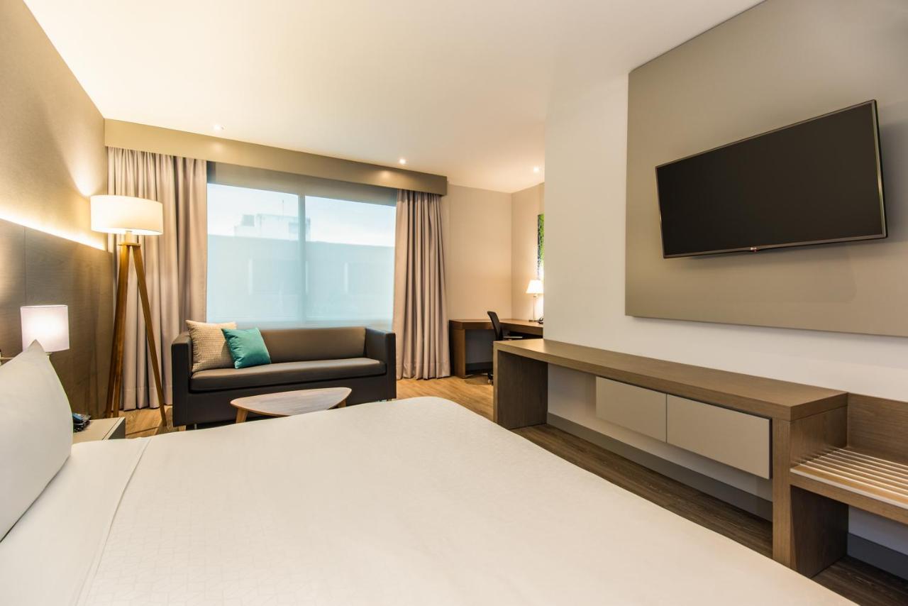 Holiday Inn Express Bogotá - Parque La 93, an IHG Hotel Esterno foto