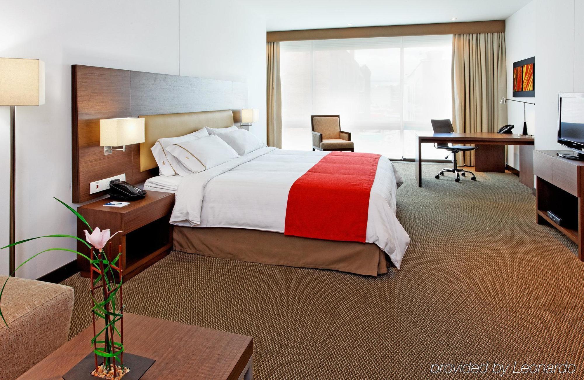 Holiday Inn Express Bogotá - Parque La 93, an IHG Hotel Esterno foto