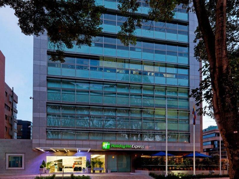 Holiday Inn Express Bogotá - Parque La 93, an IHG Hotel Esterno foto