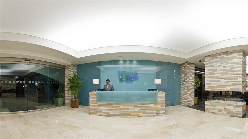 Holiday Inn Express Bogotá - Parque La 93, an IHG Hotel Esterno foto